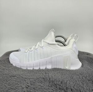 New Nike Free Metcon 6 Platinum Tint Women's Workout Shoes Size 10